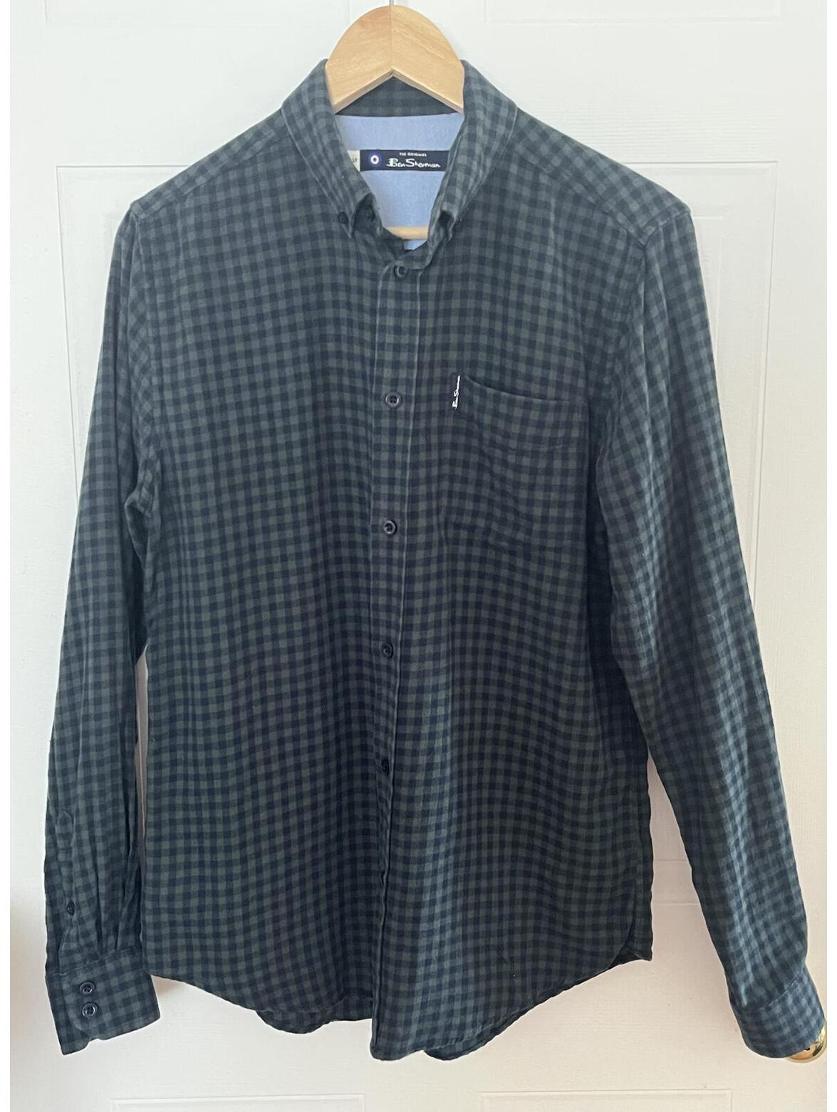 #218 Ben Sherman Green Checkered Button-Up Shirt